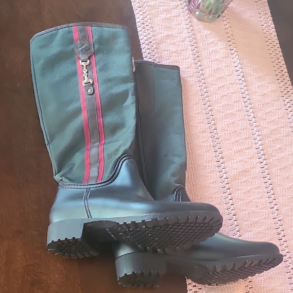 Olive green Rain Boots by DAV Womens sz 8
